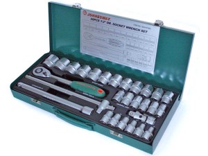 Kpl. kluczy nasadowych i grzechotka 1/2" 28szt. 8-34mm